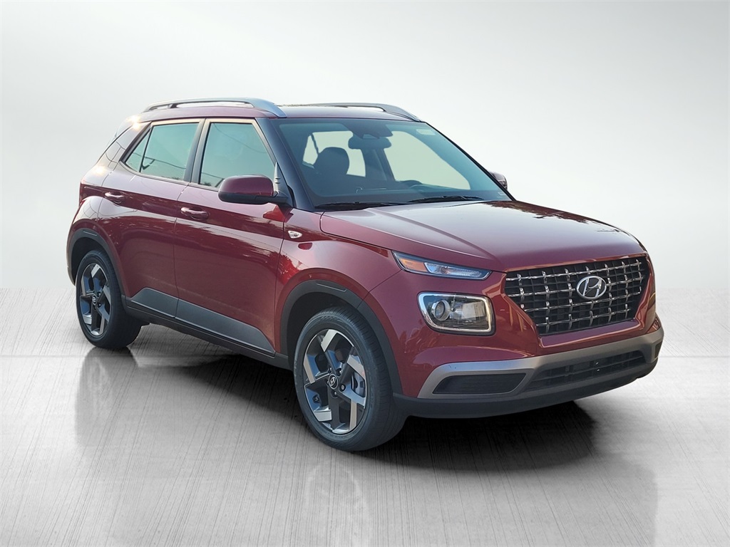 2024 Hyundai Venue SEL photo 2
