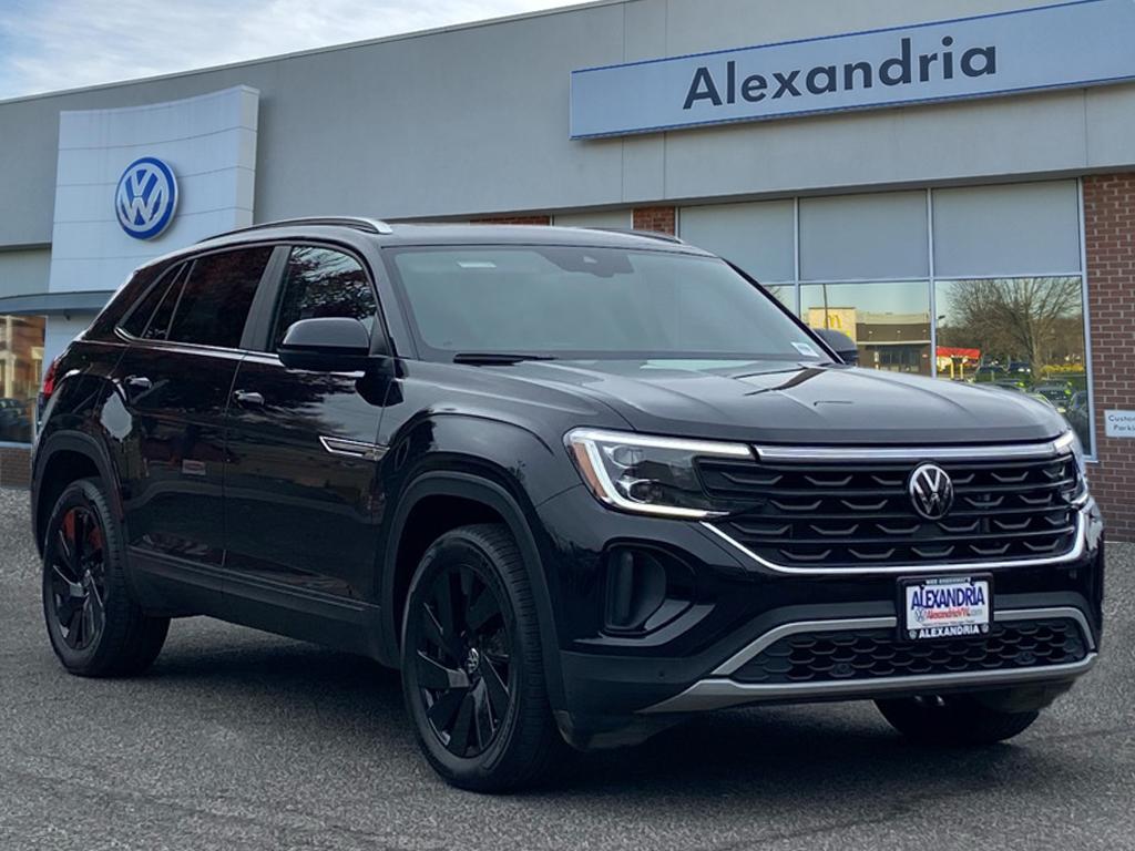 2025 Volkswagen Atlas Cross Sport SE w/Tech