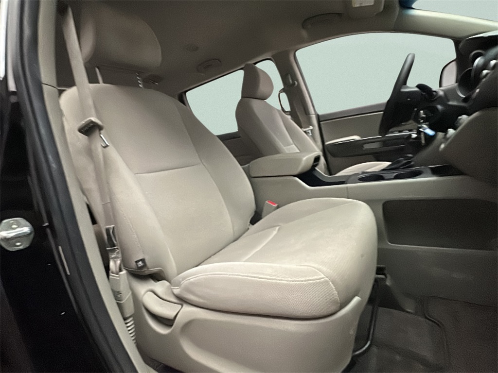 2015 Kia Sedona LX photo 12