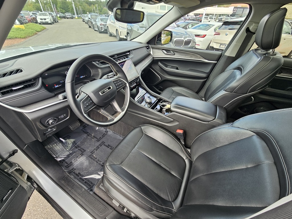 2021 Jeep Grand Cherokee Limited photo 9