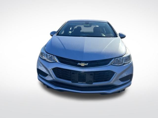 2017 Chevrolet Cruze LS photo 9