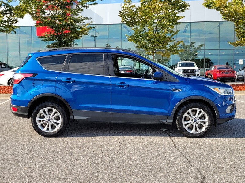 2018 Ford Escape SE photo 2