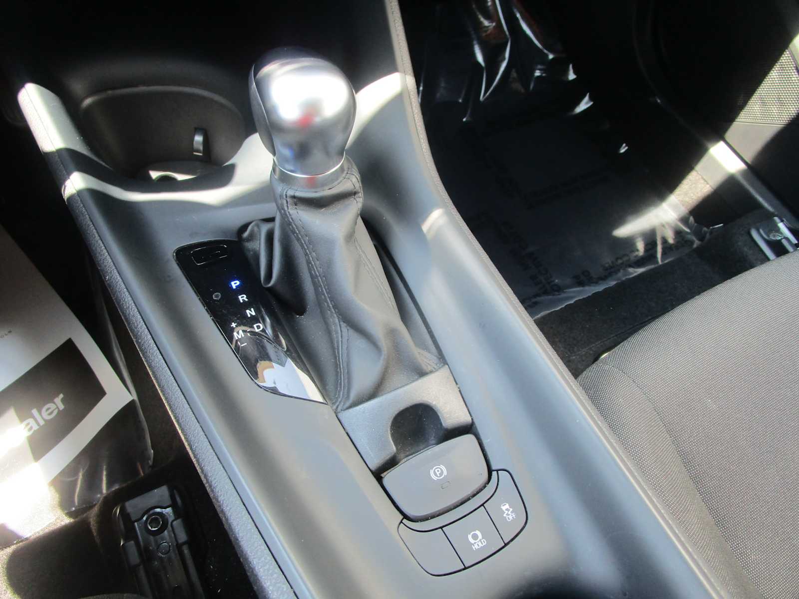 2021 Toyota C-HR LE photo 18