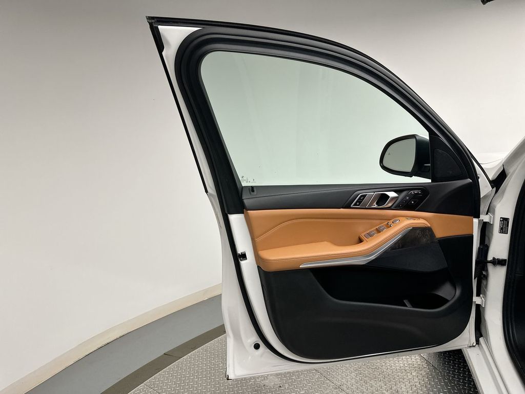 2024 Bmw X7 xDrive40i photo 8