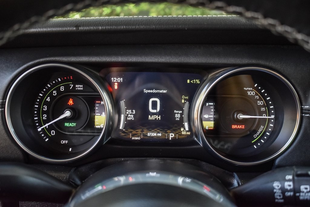 2022 Jeep Wrangler Unlimited Sahara 4xe photo 19