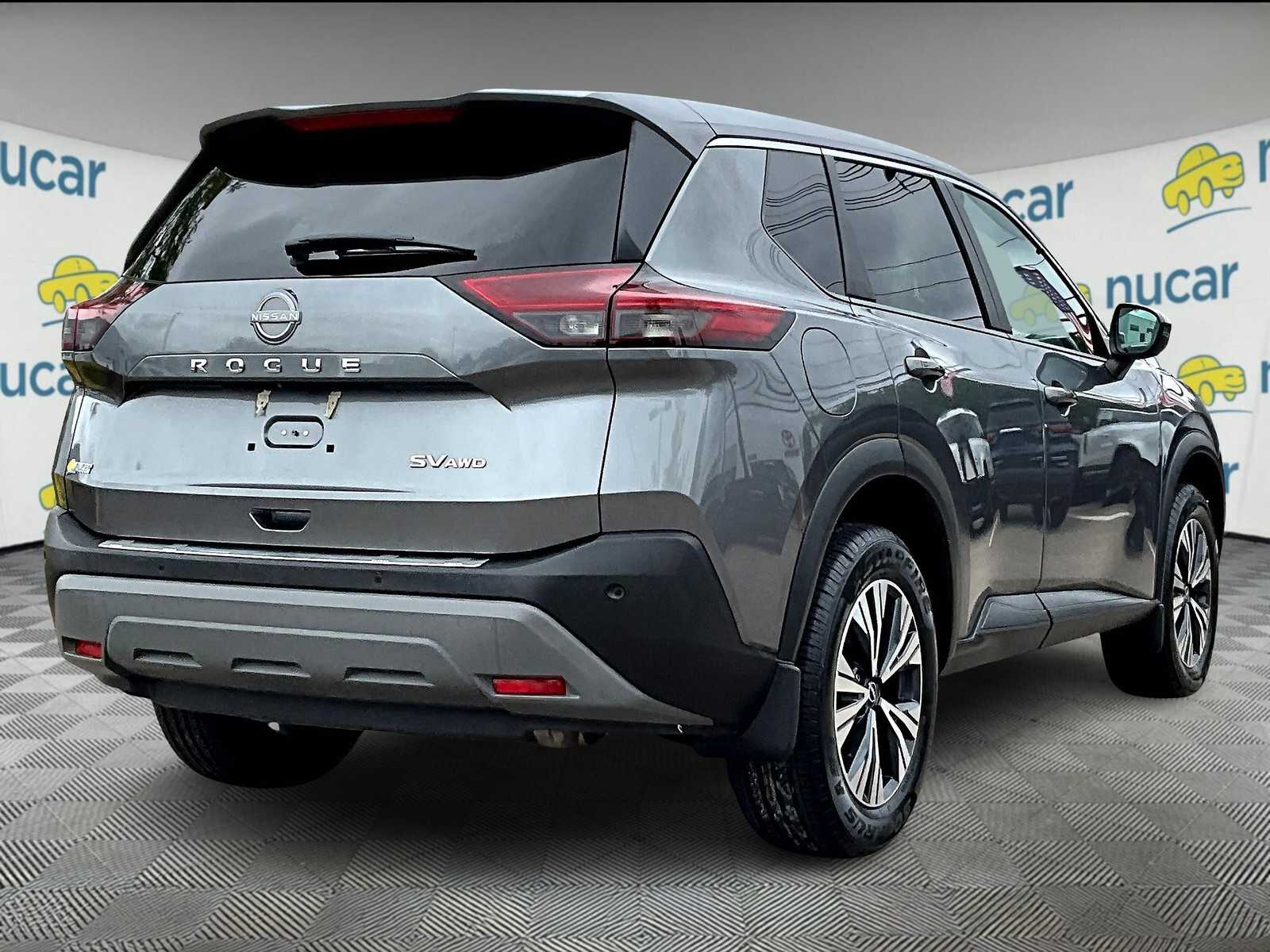 2022 Nissan Rogue SV photo 5