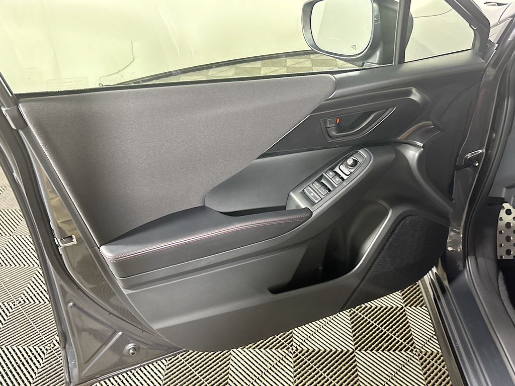 2025 Subaru Impreza RS photo 10