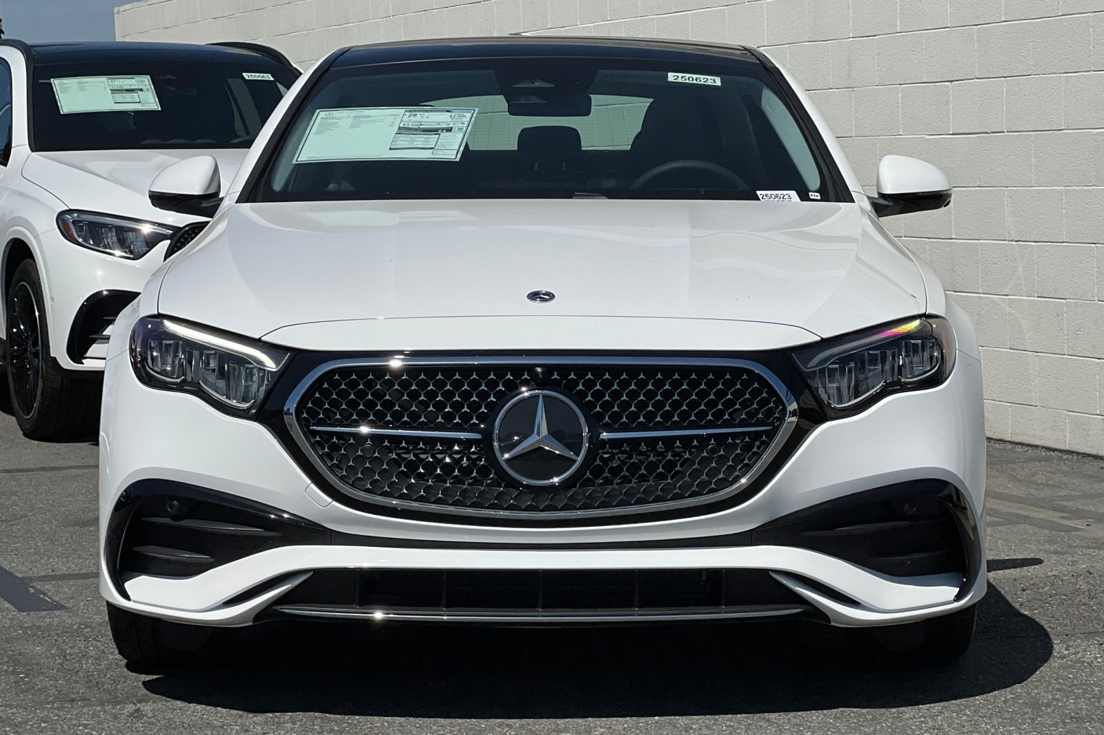 2025 Mercedes Benz E 350 photo 3