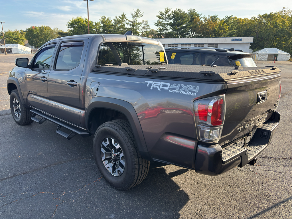 2021 Toyota Tacoma TRD 4x4 photo 4