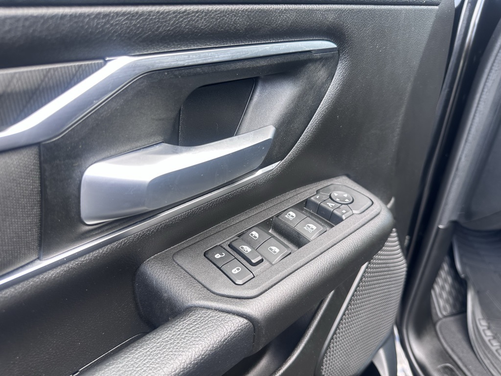 2025 Ram 1500 Big Horn Lone Star photo 4