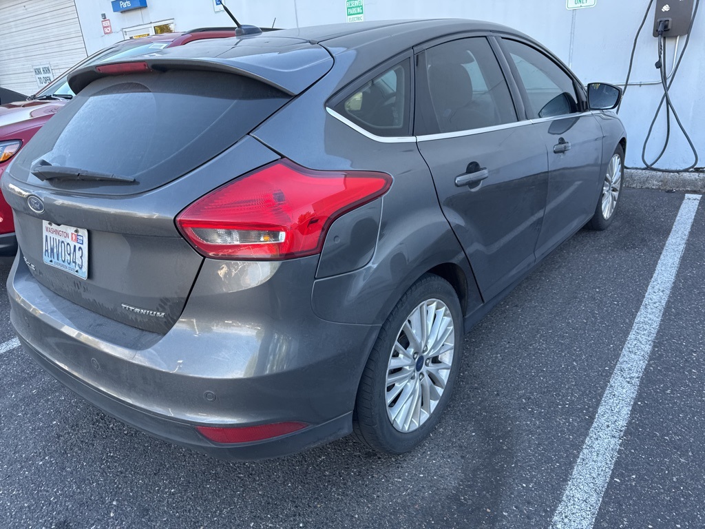 2015 Ford Focus Titanium photo 3