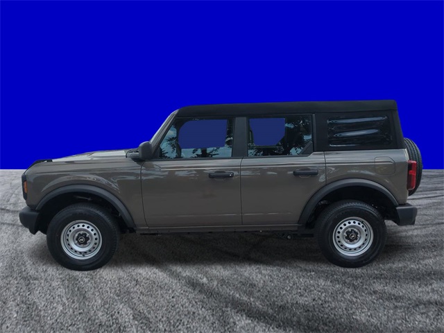 2025 Ford Bronco Base photo 2