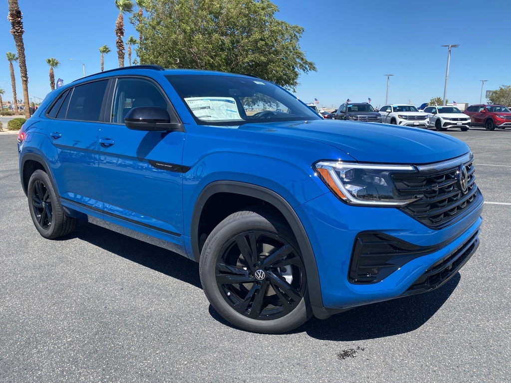 2026 Volkswagen Atlas Cross Sport SEL R-LINE's photo