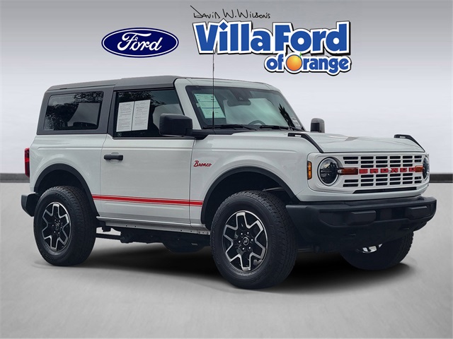 2022 Ford Bronco 2-Door Base's photo