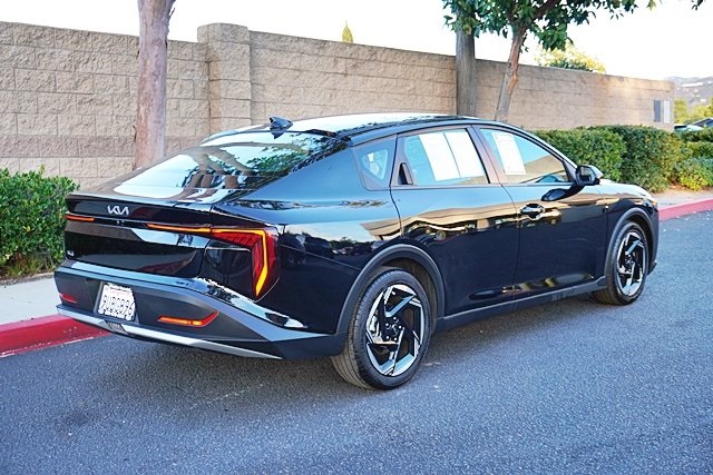 Used 2025 Black Kia EX image 7