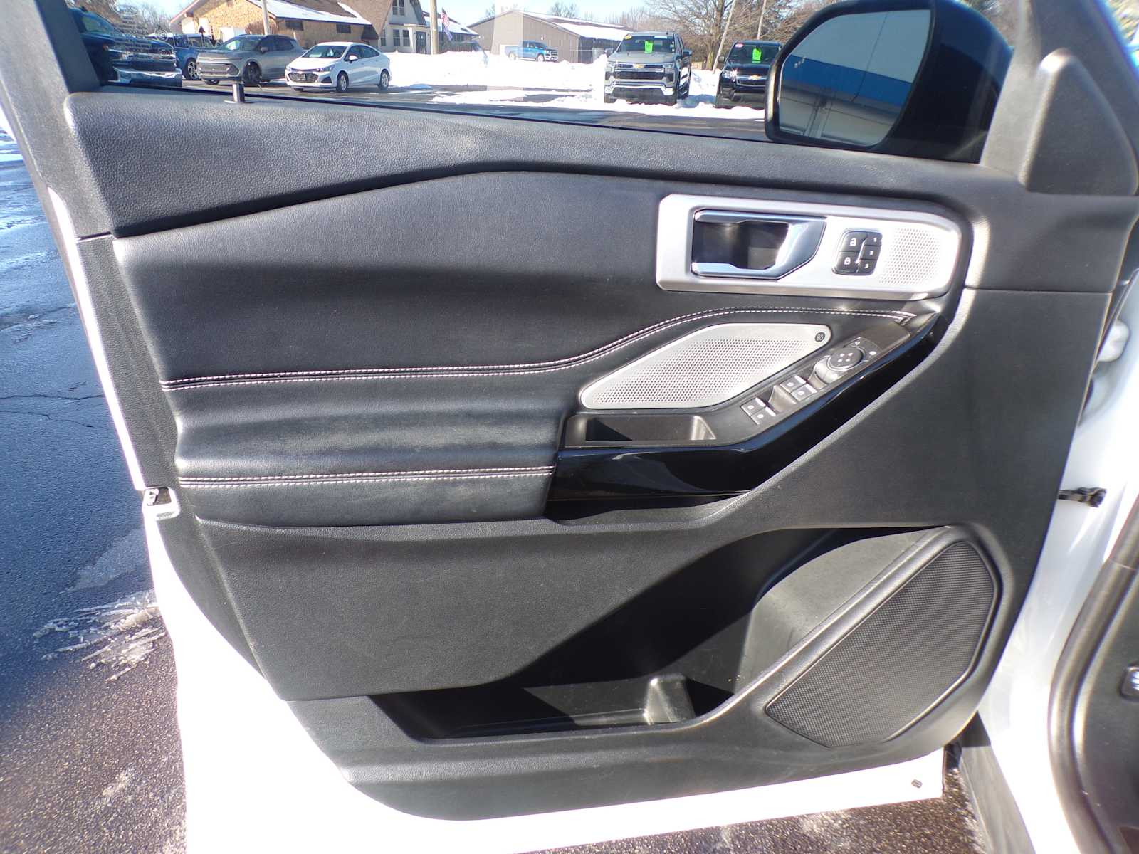 2021 Ford Explorer ST photo 9