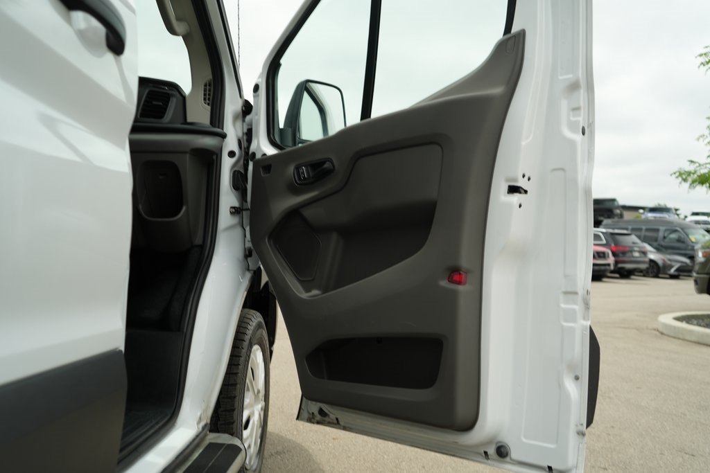 2023 Ford Transit photo 32