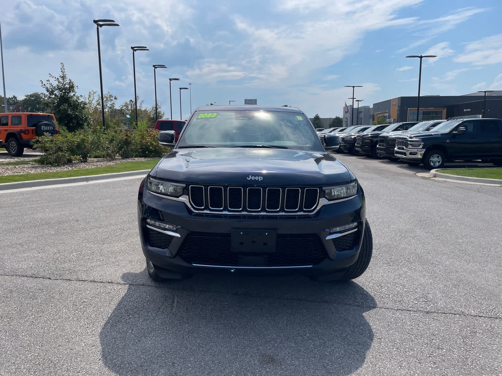 2023 Jeep Grand Cherokee Limited photo 3