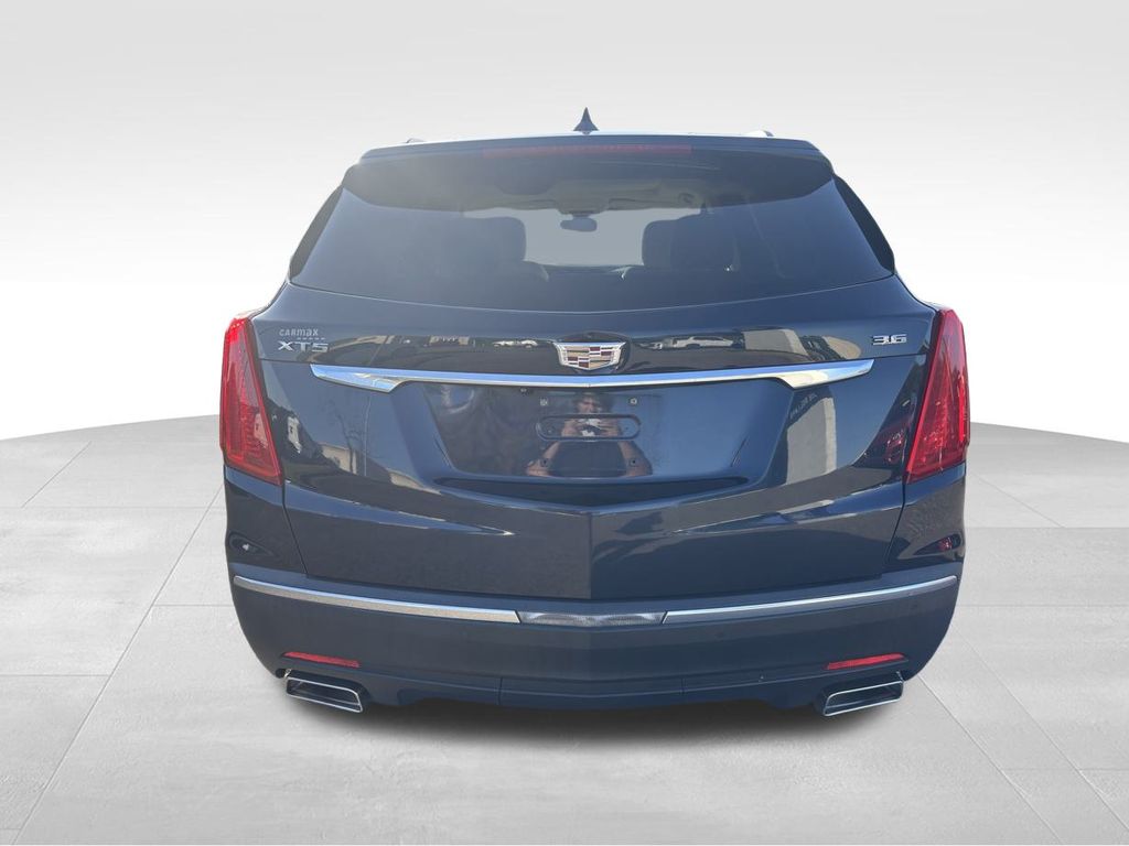 2017 Cadillac XT5 Luxury photo 4