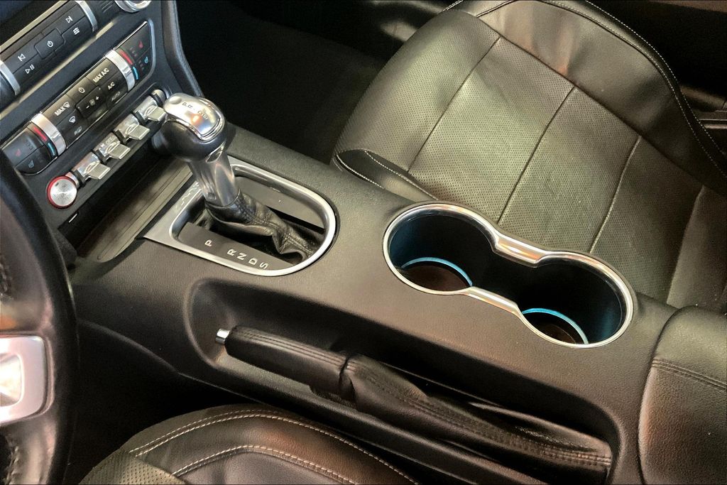 2021 Ford Mustang GT Premium photo 12