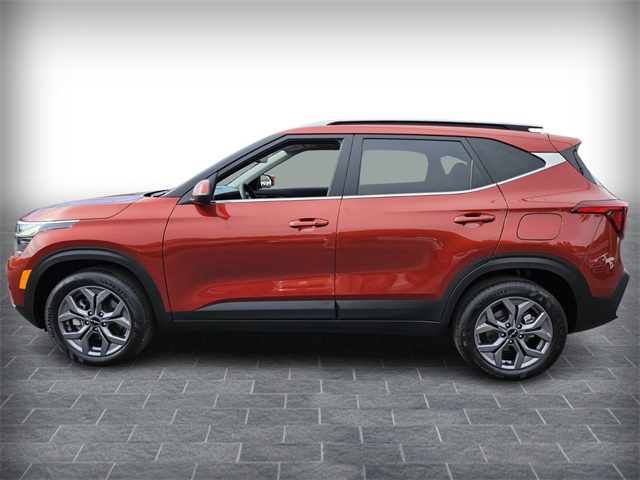 2024 Kia Seltos S photo 4