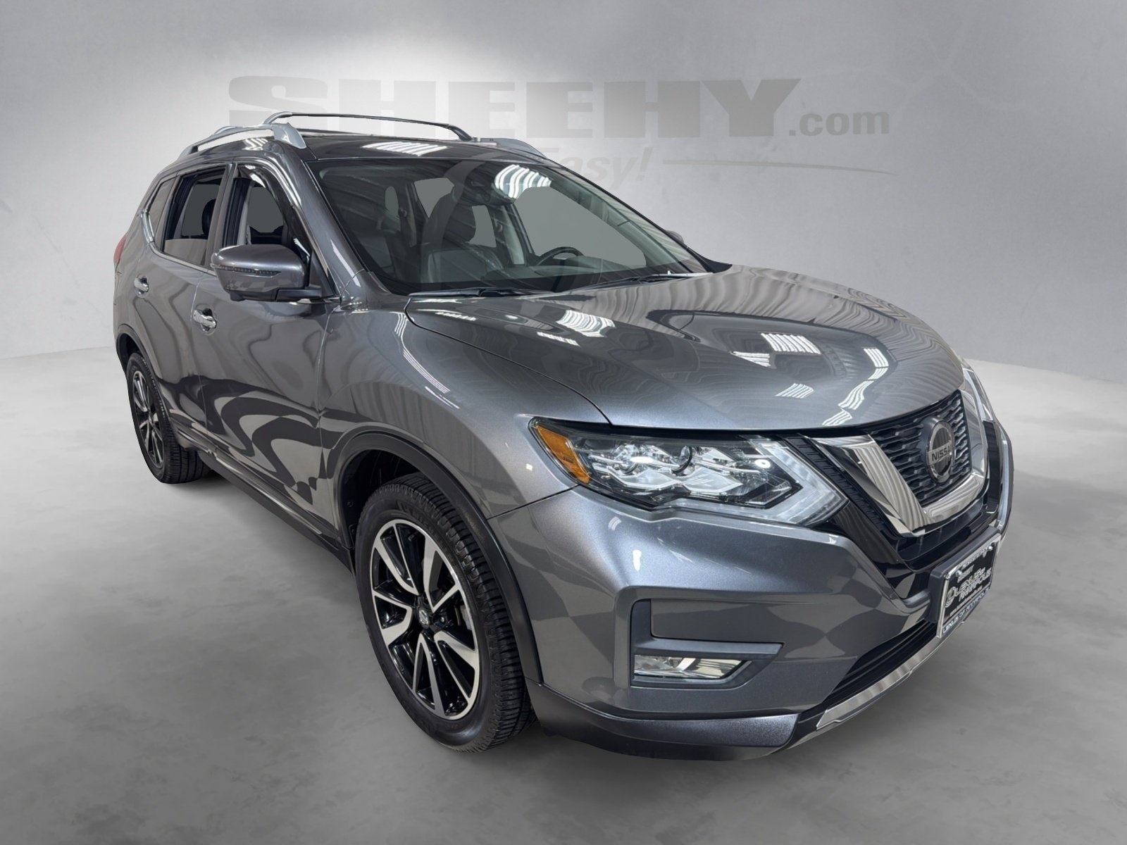 2020 Nissan Rogue SL photo 2
