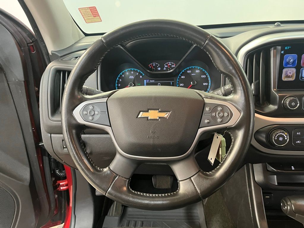 2016 Chevrolet Colorado LT photo 18