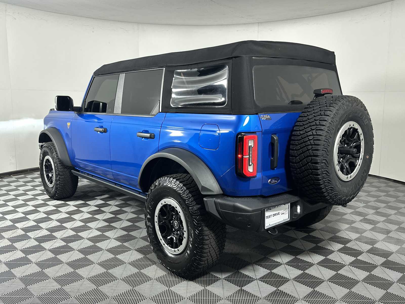 2023 Ford Bronco Base Big Bend Black Diamond Outer Banks Badlands Wildtrak Everglades photo 4