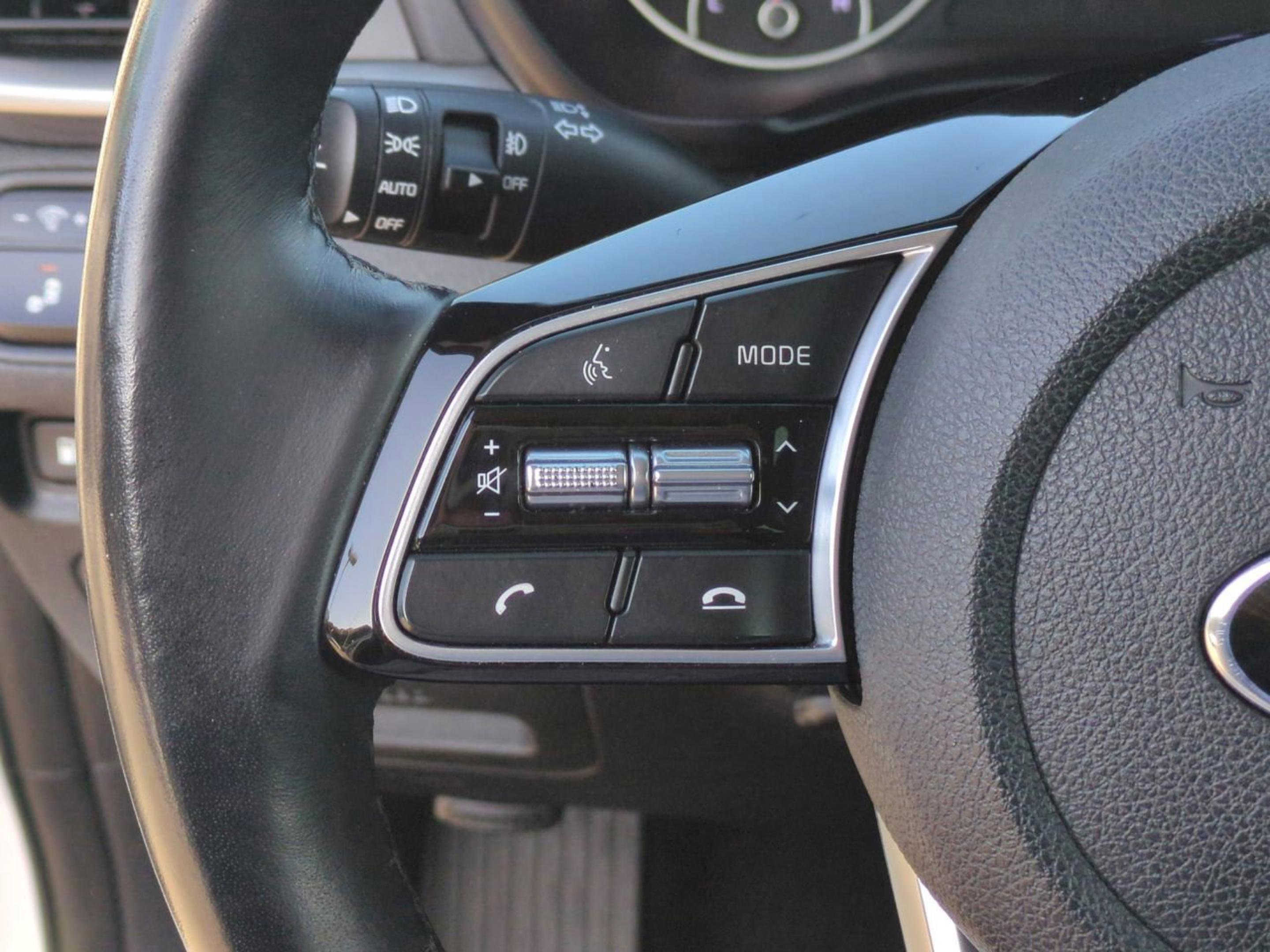 2019 Kia Optima EX Premium photo 28