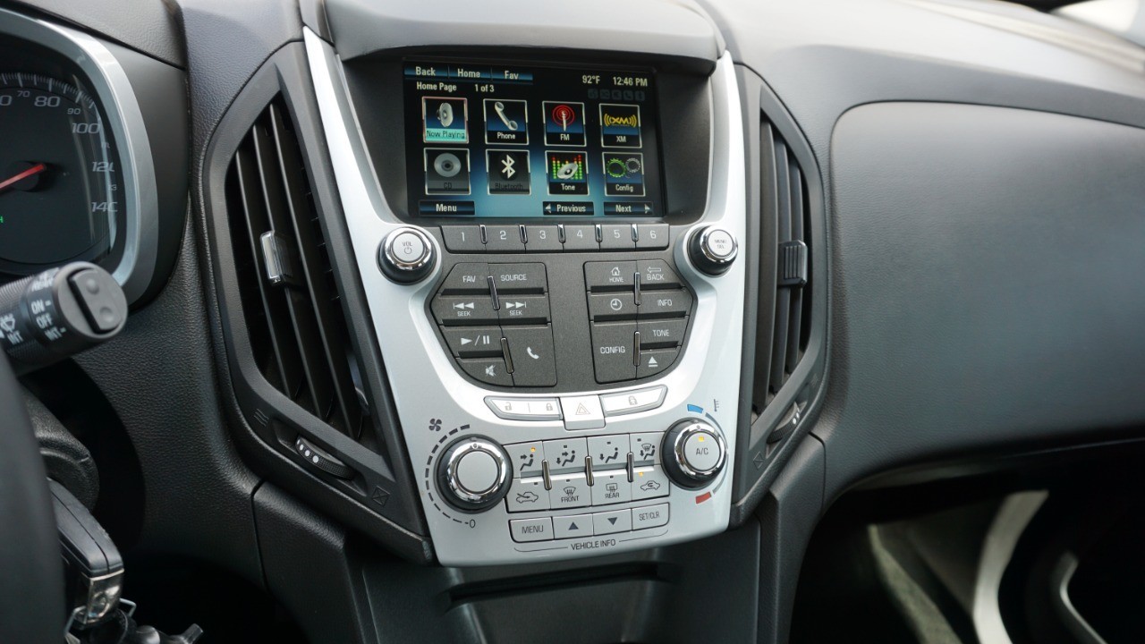 2015 Chevrolet Equinox LT photo 15