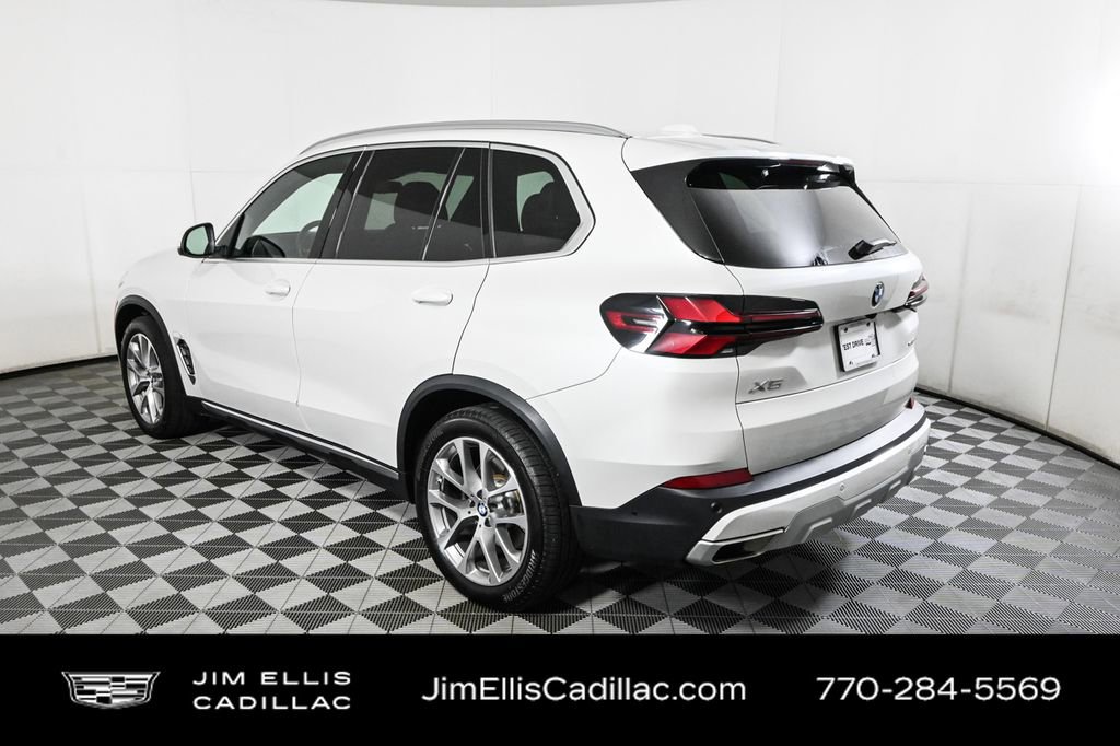 2024 Bmw X5 xDrive40i photo 2