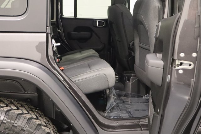 2025 Jeep Wrangler Willys photo 19