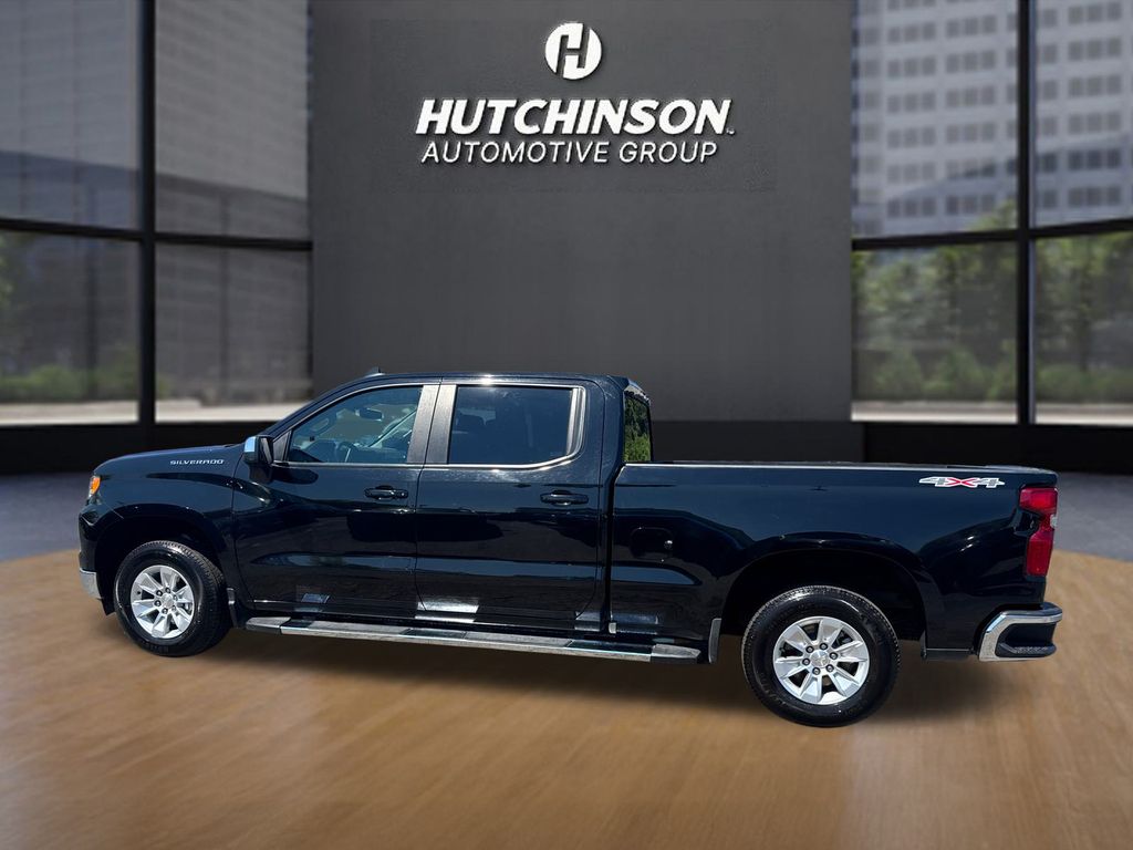 2024 Chevrolet Silverado 1500 LT photo 6