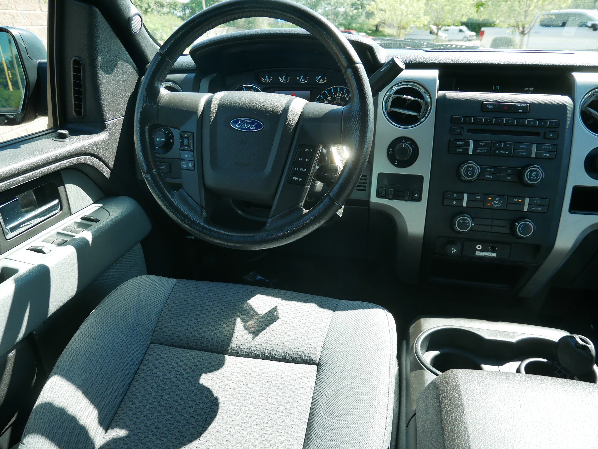 2012 Ford F-150 XLT photo 13