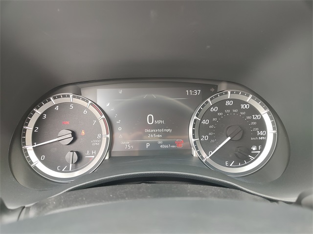 2024 Toyota Highlander LE photo 8