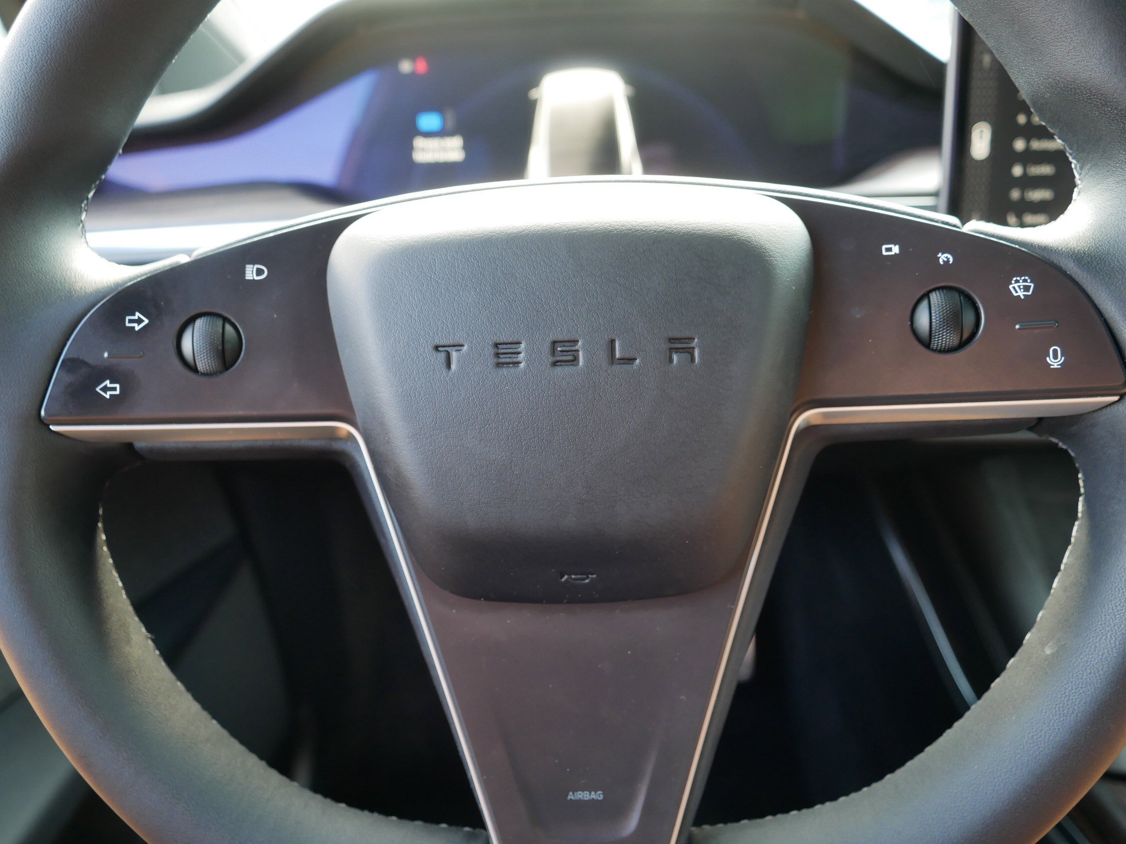 2024 Tesla Model X Long Range photo 24