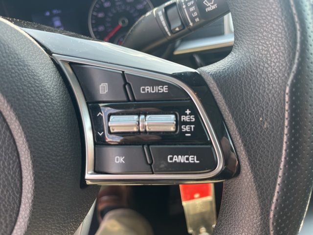 2020 Kia Optima LX photo 17