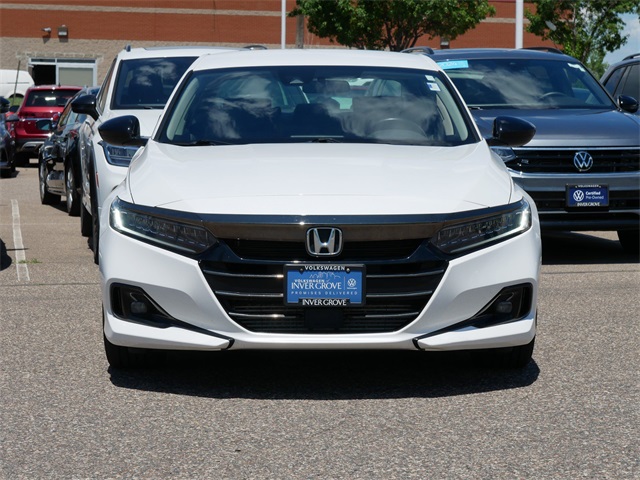Used 2021 Honda Accord Sport SE with VIN 1HGCV1F4XMA054132 for sale in Inver Grove Heights, Minnesota