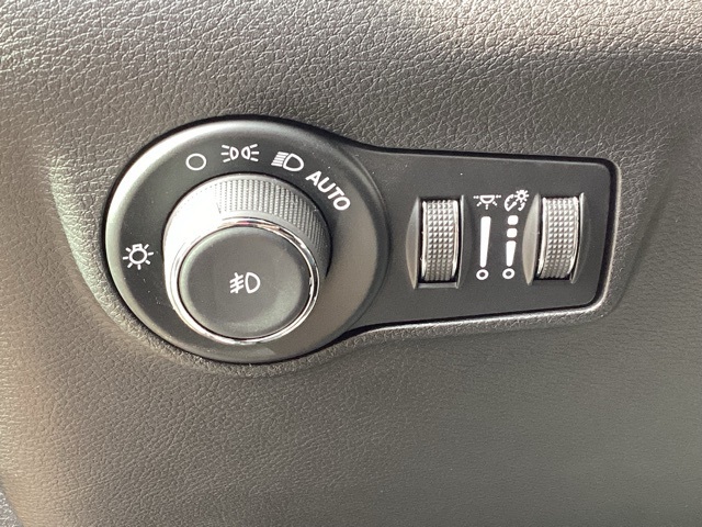 2025 Jeep Compass Limited photo 4