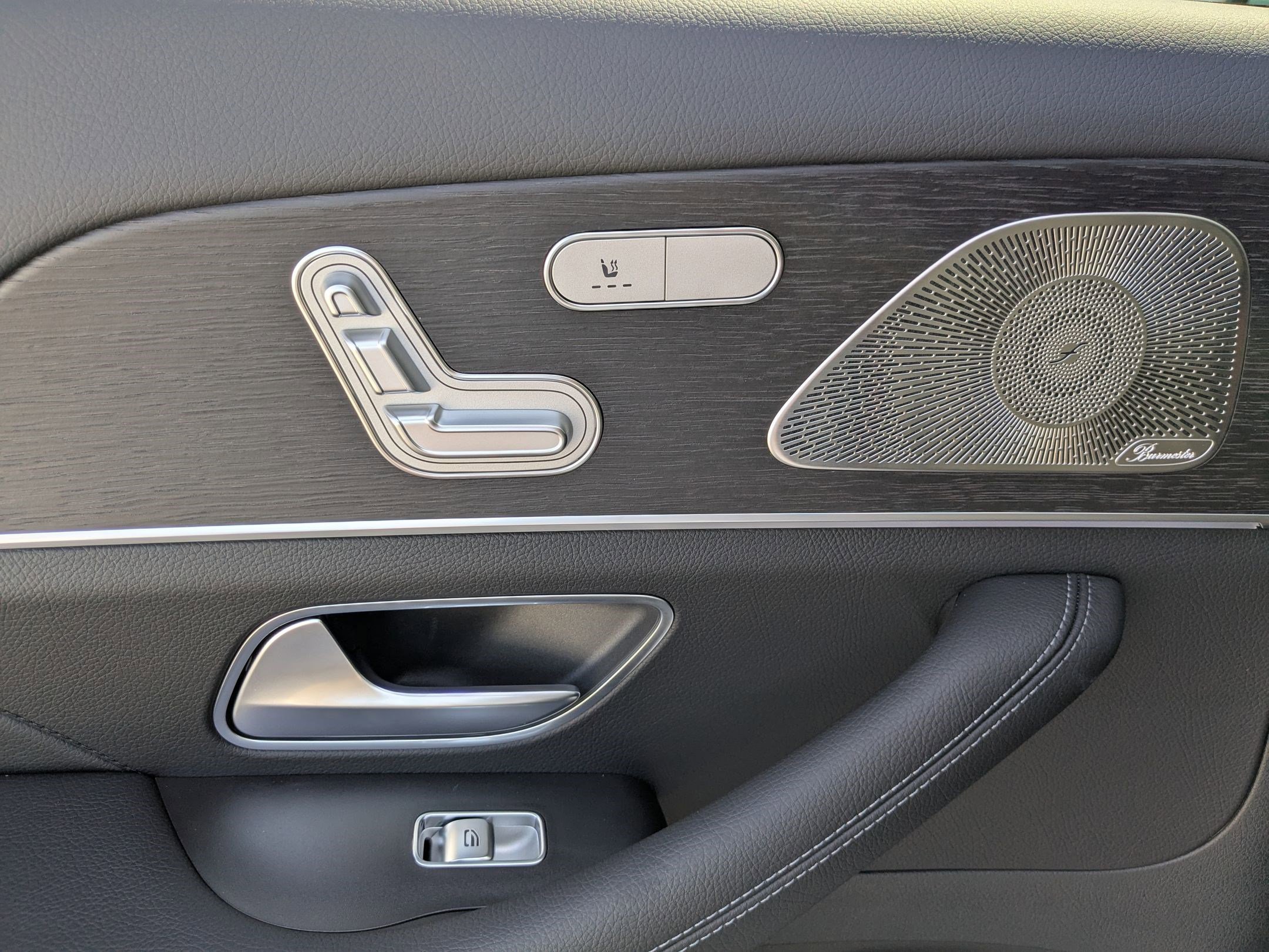 2026 Mercedes Benz GLS 450 4MATIC photo 23