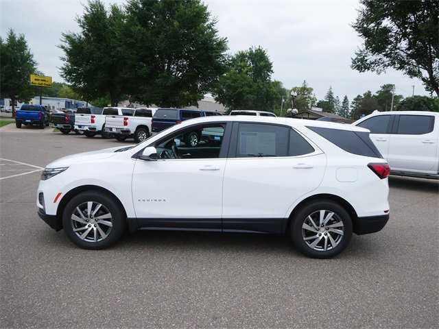 2022 Chevrolet Equinox LT photo 4