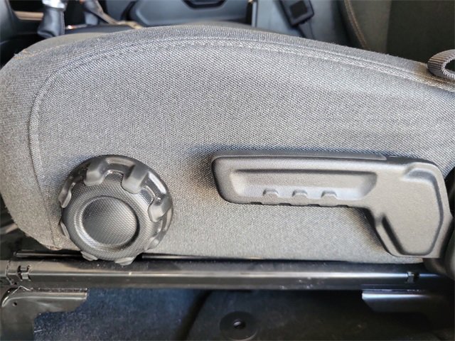 2024 Jeep Wrangler Sport S photo 19
