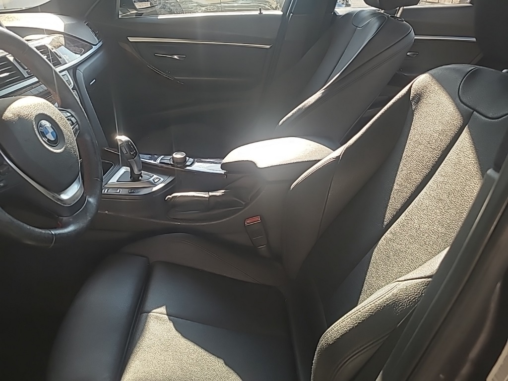2017 Bmw 330e 3-Series photo 10