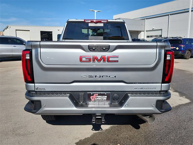 2026 Gmc Sierra 2500 HD Denali photo 3