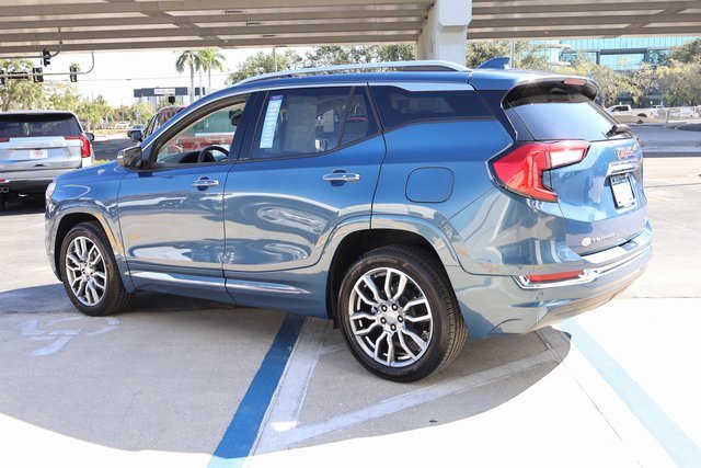 2024 Gmc Terrain Denali photo 4