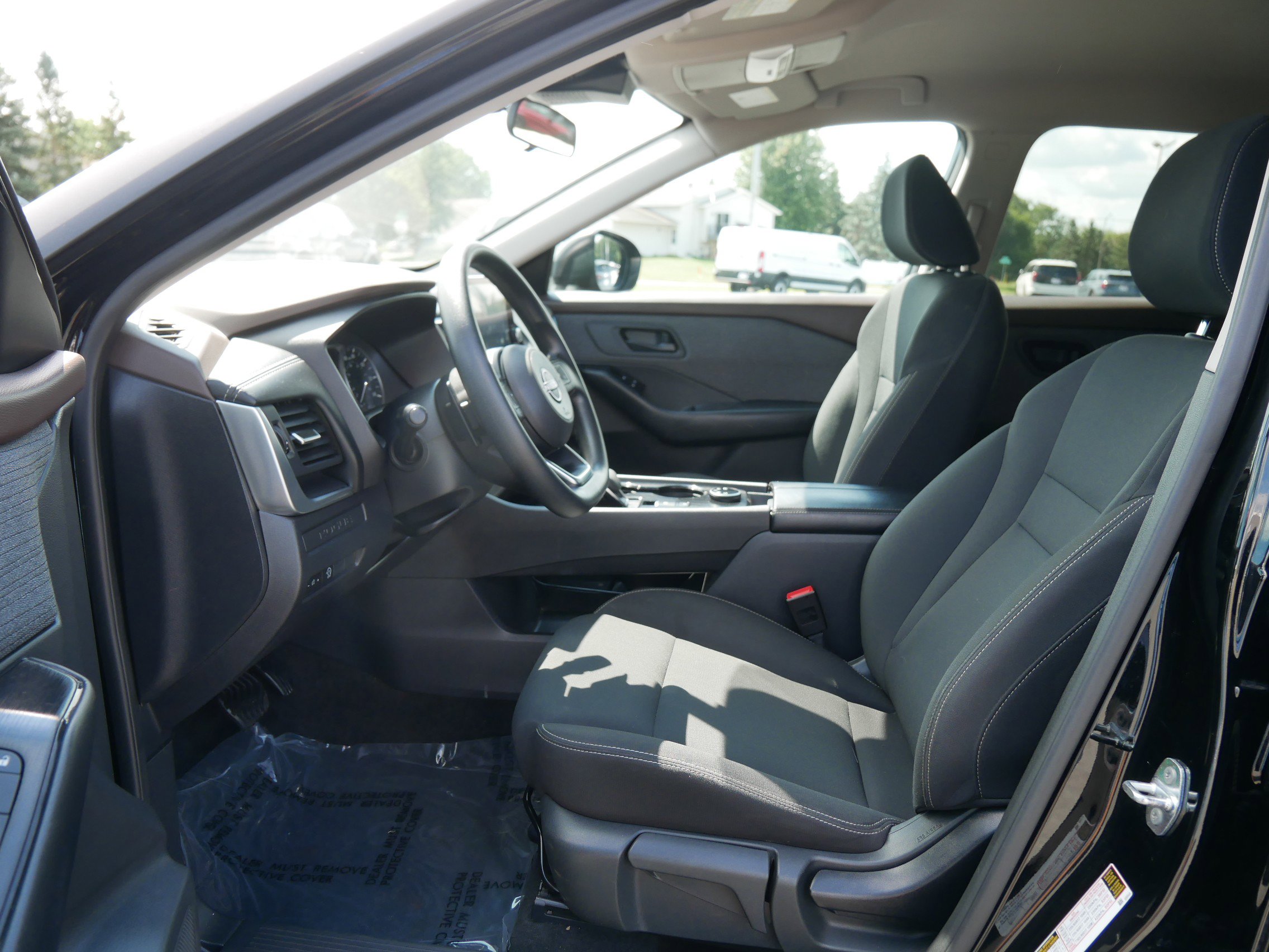 2023 Nissan Rogue S photo 11