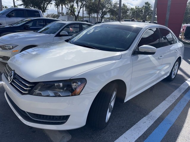 2013 Volkswagen Passat SE