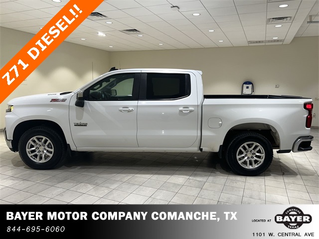 2021 Chevrolet Silverado 1500 LT photo 2