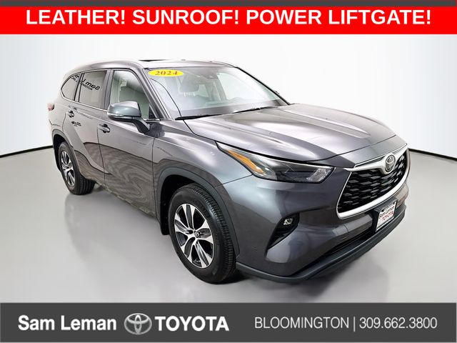 2024 Toyota Highlander XLE's photo