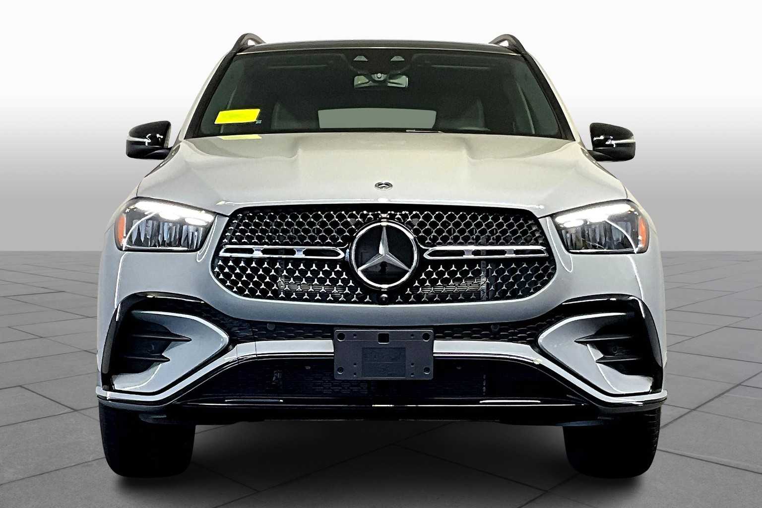 2025 Mercedes Benz GLE 450 4MATIC photo 2